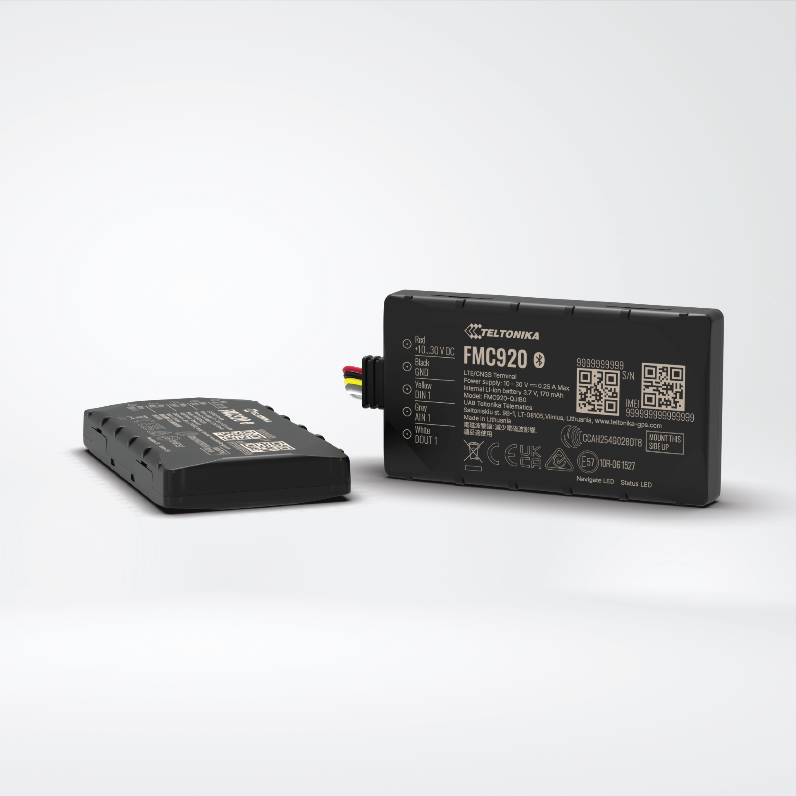 FMC920 Small and Smart GPS Tracker with 4G Cat 1 Connectivity