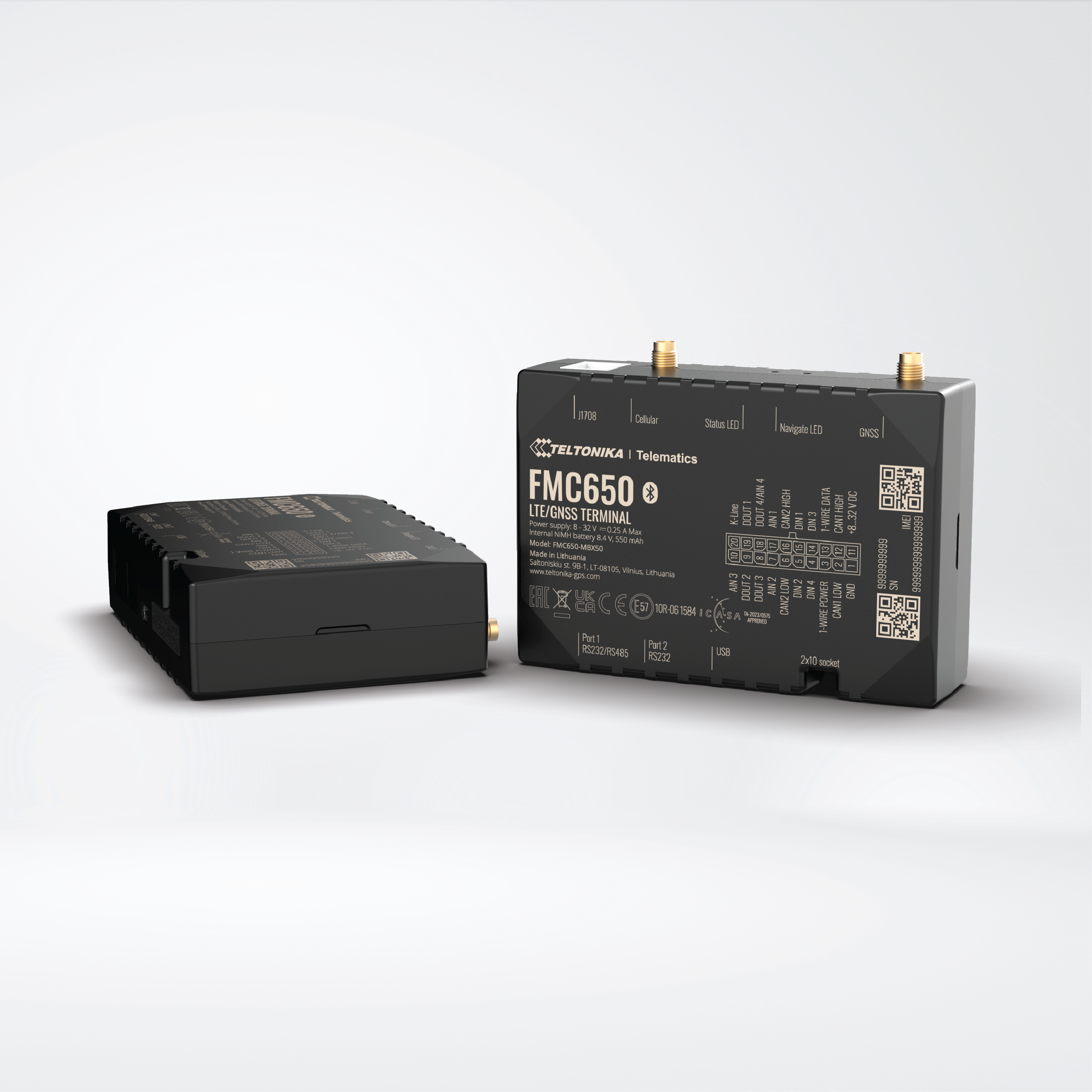 FMC650 4G LTE Cat 1 tracker for advanced applications with high capacity backup battery and external antennas
